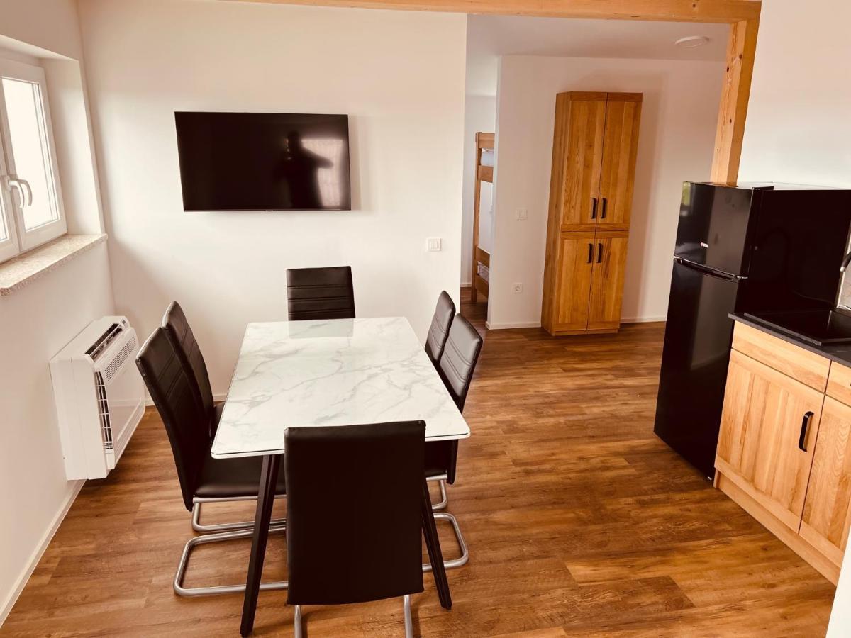 Pjagodic Hotel Cerklje - 5Min To Airport Церклье-на-Гореньскем Экстерьер фото