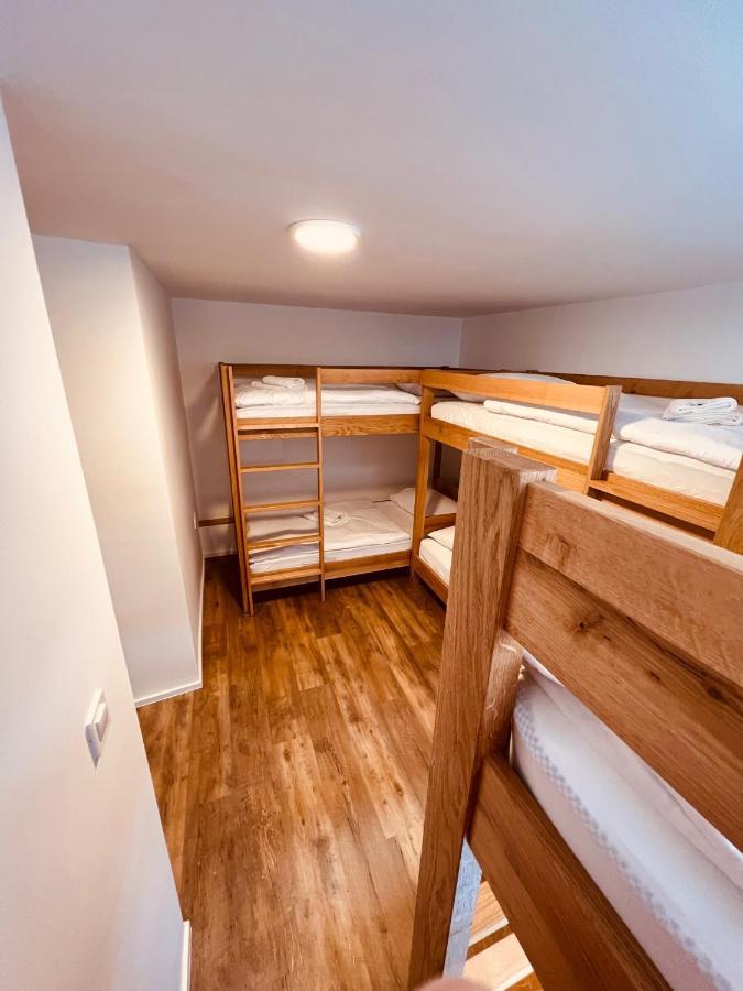Pjagodic Hotel Cerklje - 5Min To Airport Церклье-на-Гореньскем Экстерьер фото